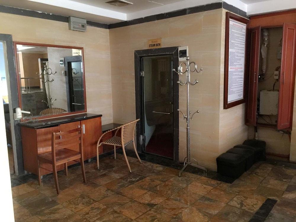 A25 Hotel - Bach Mai Ханой Екстериор снимка